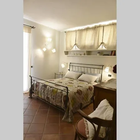 Wine Le Sedici Apartment *
