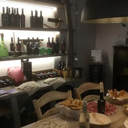 Wine Le Sedici Lejlighed
